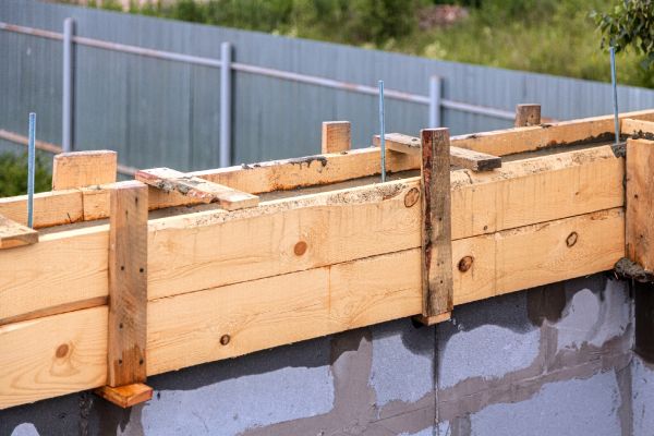 Poured Wall Construction in Roanoke