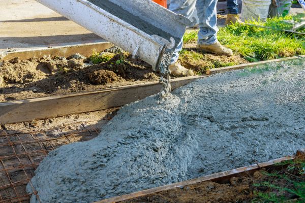 Driveway Concrete Pouring in Roanoke